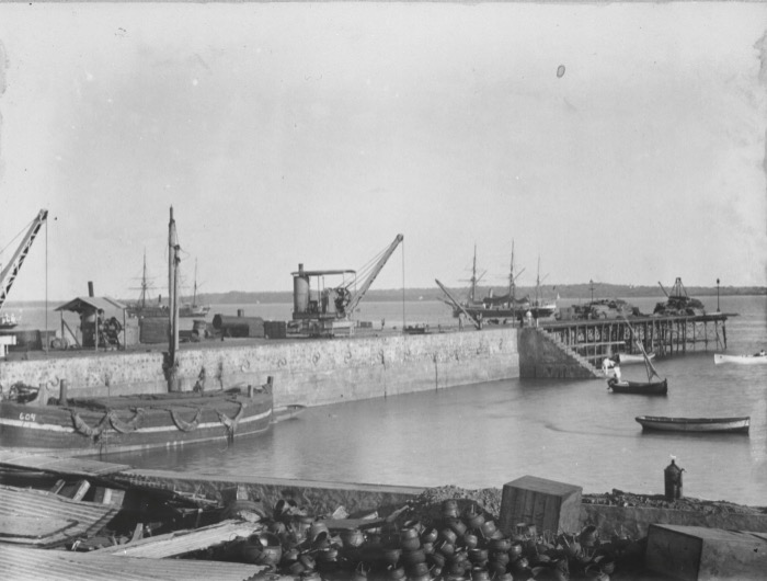 “Lourenço Marques Port, 1896,” Tropenmuseum, part of the National Museum of World Cultures